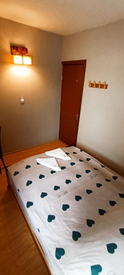 Auberge de jeunesse Rose House à Tbilissi Extérieur photo